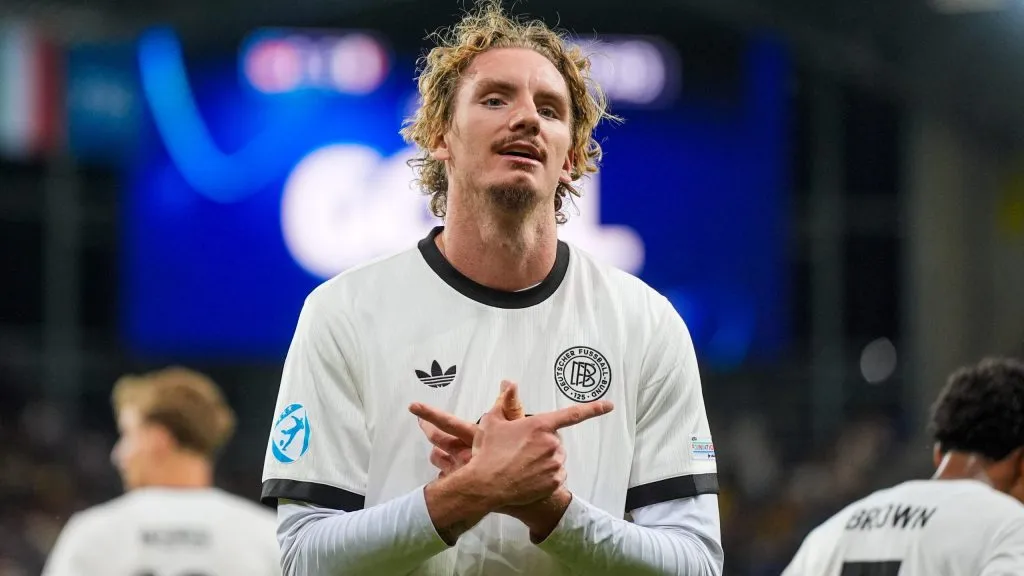 Bayern de Munique insiste na contratação de Nick Woltemade. Foto: Christian Hofer/Getty Images