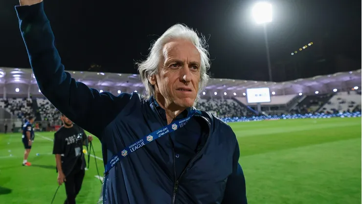 Al-Nassr encaminha acerto com Jorge Jesus, ex-Flamengo, logo após renovar com Cristiano Ronaldo. (Photo by Yasser Bakhsh/Getty Images)