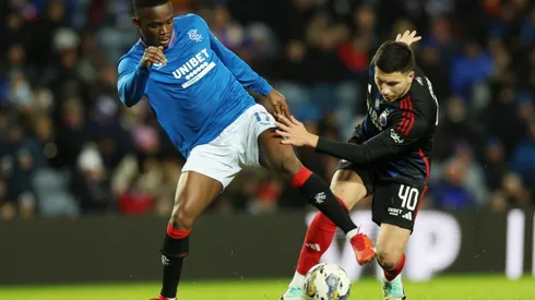 O Barcelona está próximo de oficializar a contratação de Roony Bardghji, jovem destaque europeu e aposta do clube para renovar o elenco e manter seu DNA ofensivo. (Foto de Ian MacNicol/Getty Images)