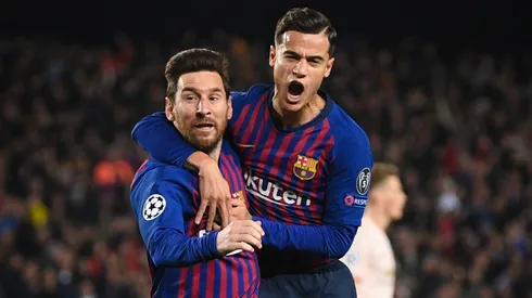 Coutinho e Messi comemorando gol do Barcelona