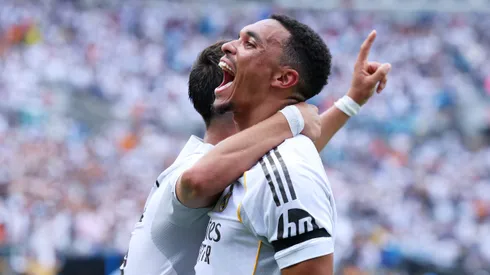 Alexander-Arnold comemorando gol do Real Madrid. Foto: Richard Pelham/Getty Images
