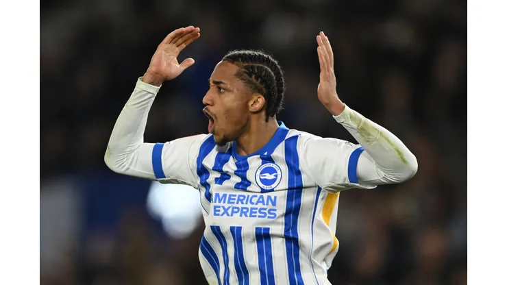 João Pedro é o novo jogador do Chelsea