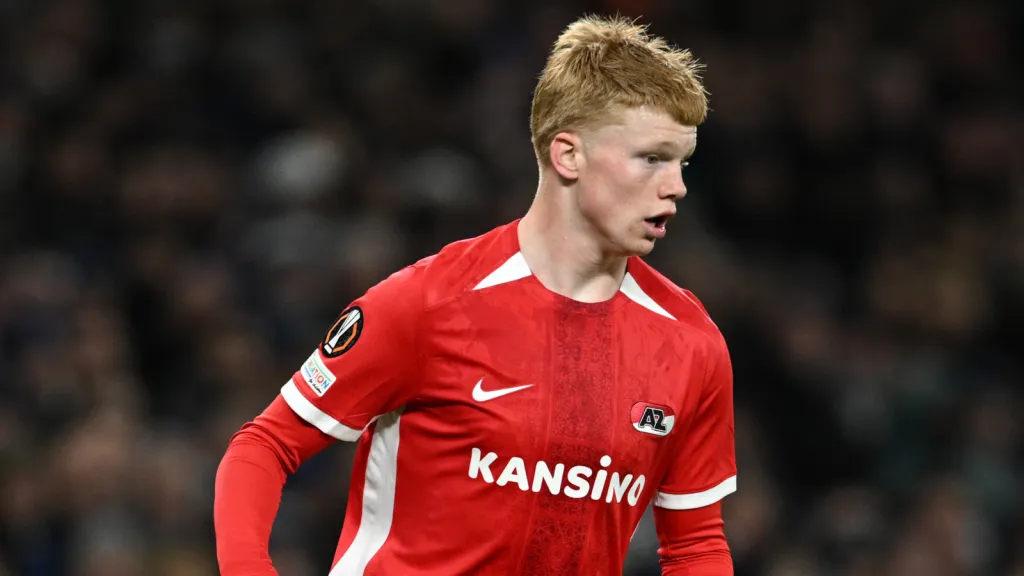 Kees Smit em partida pelo AZ Alkmaar (Photo by Justin Setterfield/Getty Images)