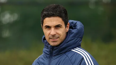 Mikel Arteta em treino pelo Arsenal