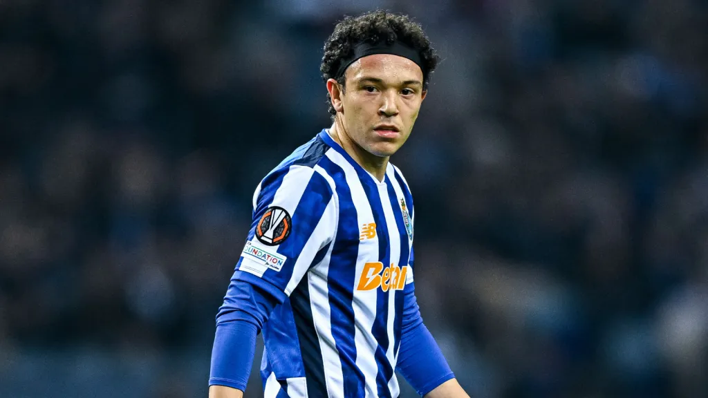 Pepê durante partida pelo Porto. (Photo by Octavio Passos/Getty Images)