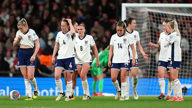 Ex-jogadora da seleção da Inglaterra, abre o jogo sobre a disputa da Eurocopa Feminina (Photo by Julian Finney/Getty Images)