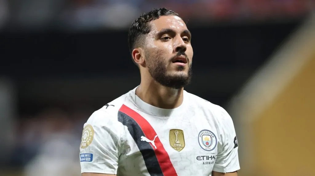 Cherki, jogador do Manchester City.