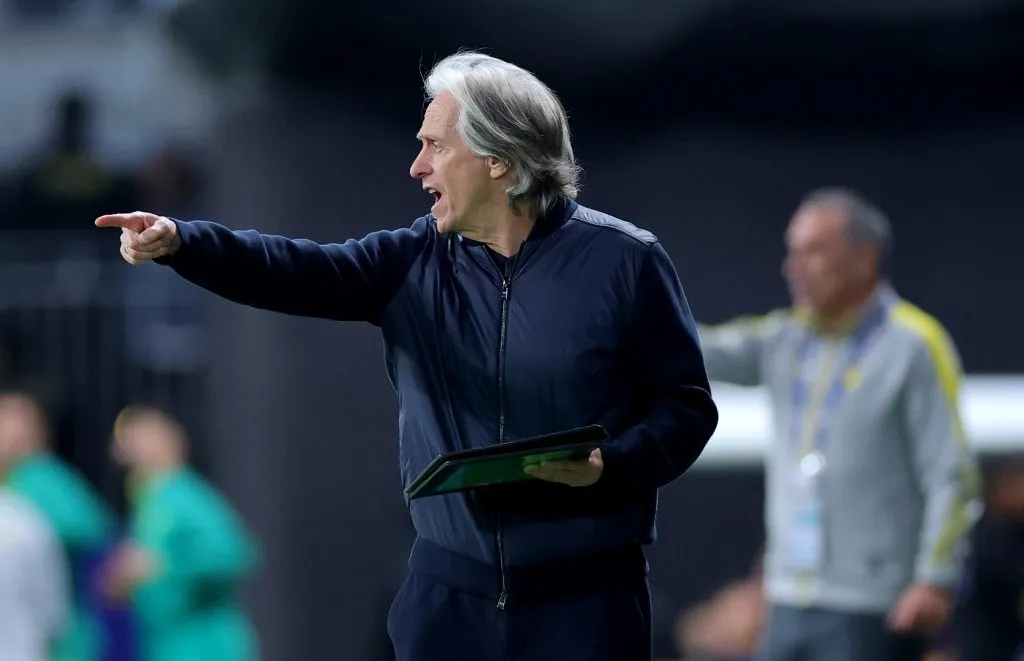 Jorge Jesus deixou o Al-Hilal recentemente (Photo by Abdullah Ahmed/Getty Images)
