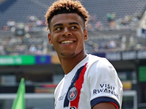 Qual é o time com a menor faixa etária entre PSG e Bayern