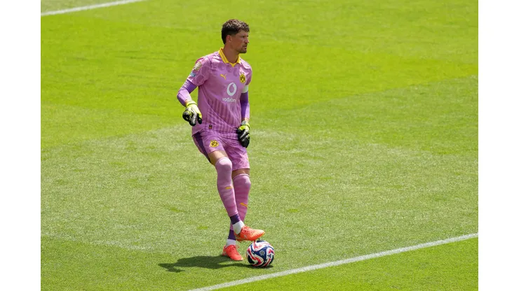Kobel em ação pelo Borussia Dortmund