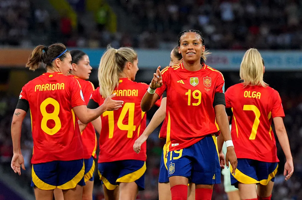 Vicky López comemora gol pela Espanha sobre Portugal (Photo by Daniela Porcelli/Getty Images)