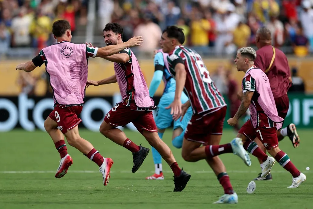 ORLANDO, FLORIDA – JULY 04: Matheus Martinelli #8 of Fluminense FC and team mates celebrate victory following the FIFA Club World Cup 2025 quarter final match between Fluminense FC and Al Hilal at Camping World Stadium on July 04, 2025 in Orlando, Florida. (Photo by Buda Mendes/Getty Images)