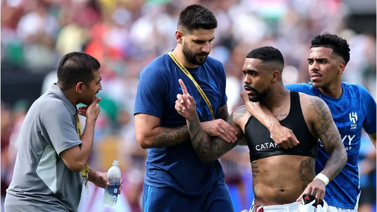 Após a eliminação do Al Hilal no Mundial de Clubes, Malcom protagonizou um momento tenso com torcedores que o criticaram. Foto: Alex Grimm/Getty Images