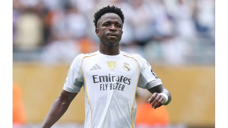 Real Madrid ainda não sabe quando vai assinar a renovação com Vini Jr e ela está paralisada nos bastidores (Photo by Megan Briggs/Getty Images)