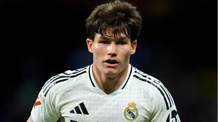 Fran García em jogo do Real Madrid. Jogador deve permanecer no clube. Foto: Angel Martinez