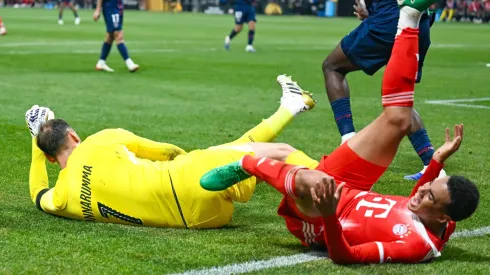 Donnarumma reage e recebe críticas de Neuer e dirigente do Bayern