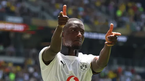 Guirassy pode trocar o Borussia pelo Barcelona. Foto: Michael Reaves