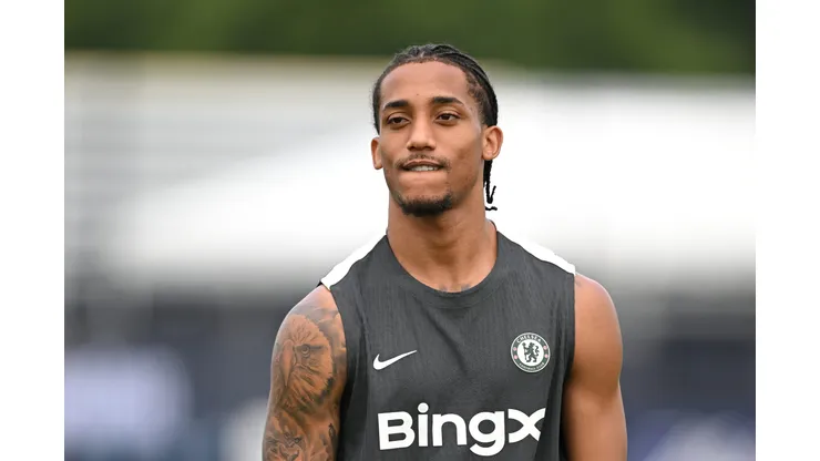 João Pedro é agora jogador do Chelsea