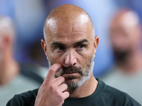 Técnico do Chelsea busca dicas com Filipe Luís e Abel para vencer o Fluminense