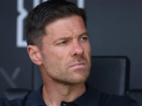 Xabi Alonso tem desfalque de Arnold de última hora