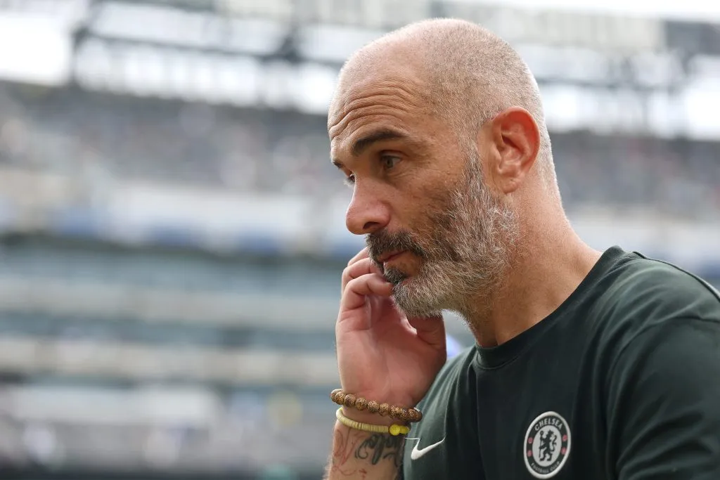 O Chelsea de Enzo Maresca perdeu para o Flamengo e depois venceu o Espérance, é verdade, mas não vinha tão bem e conseguiu eliminar o Benfica que vinha de vitória para o Bayern de Munique, considerado um outro grande clube favorito ao torneio. (Photo by Luke Hales/Getty Images)