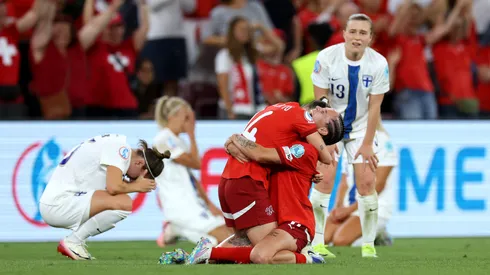 Suíça arranca empate no fim e garante a 2ª colocação do grupo A da Eurocopa Feminina (Photo by Alexander Hassenstein/Getty Images)
