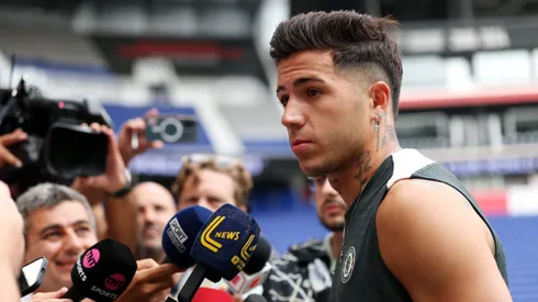 Enzo Fernández em entrevista coletiva. Foto: Buda Mendes