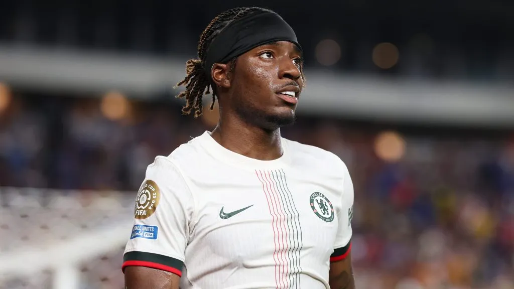 Noni Madueke, atacante do Chelsea, deve ser o novo reforço do Arsenal. Foto: Francois Nel/Getty Images
