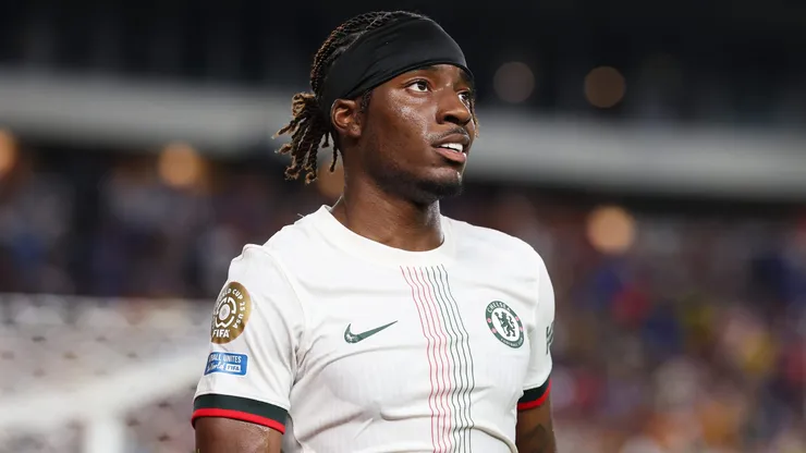 Noni Madueke, atacante do Chelsea, deve ser o novo reforço do Arsenal. Foto: Francois Nel