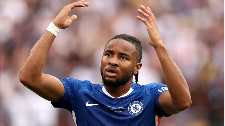 Chelsea e RB Leipzig negociam troca que pode mexer com o futebol europeu: Christopher Nkunku, sem espaço na Inglaterra, pode voltar à Bundesliga, enquanto Xavi Simons seguiria para a Premier League. Foto: Luke Hales