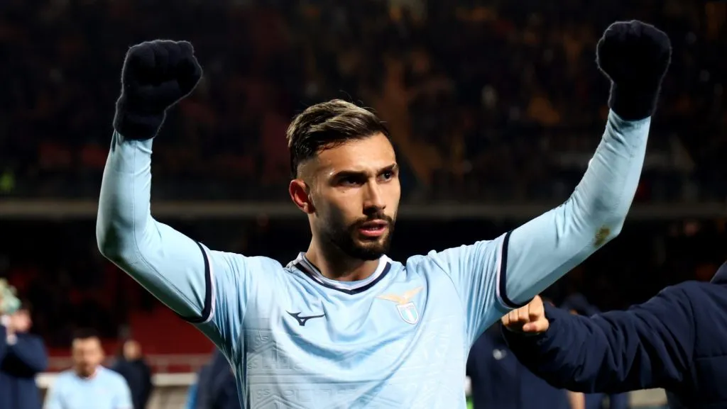 Taty Castellanos, com a camisa azul da Lazio