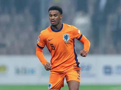 Ajax sobe preço para vender Jorrel Hato ao Chelsea