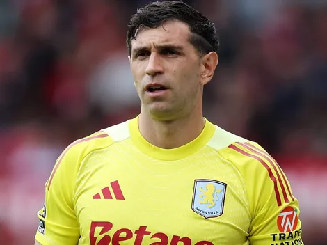 Manchester United negocia a contratação de Dibu Martinez