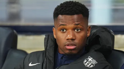 Ansu Fati já herdou a camisa 10 de Messi no Barcelona