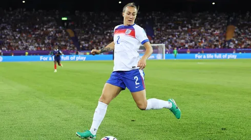Capitã da Inglaterra fala sobre como as Lionesses tem se comportado na competição (Photo by Alexander Hassenstein/Getty Images)