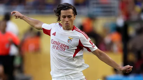 Álvaro Carreras em partida do Benfica