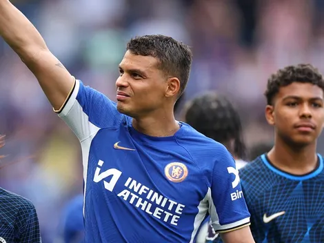 Filho de Thiago Silva assina primeiro contrato com os Blues