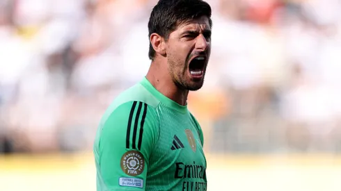 Goleiro Courtois, de 33 anos, estende contrato com o Real Madrid e segue como titular