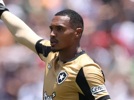 Manchester United recebe o 'sim' do goleiro John e pode tirá-lo do Botafogo