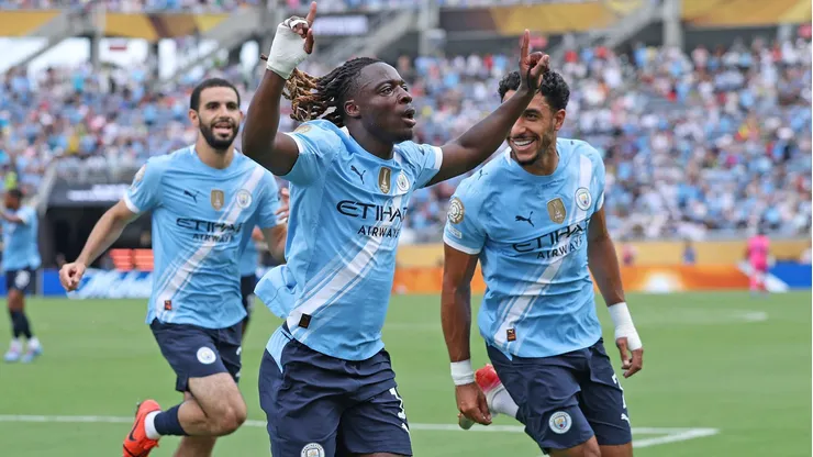 Saiba quando o Manchester City vai estrear na Premier League 2025/26. (Photo by Dan Mullan/Getty Images)