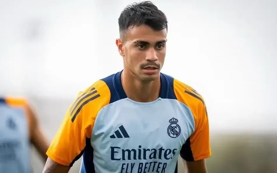 Reinier em treino pelo Real Madrid (Foto: Divulgação / Real Madrid