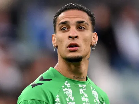 Antony prioriza acordo com o Real Betis