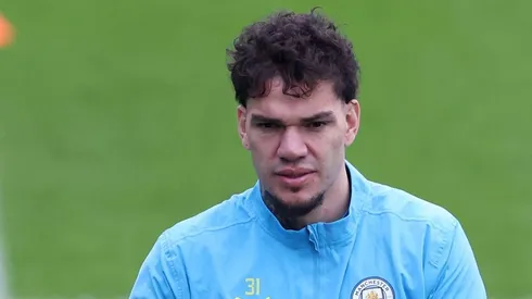 Manchester City busca substituto de Ederson.