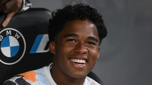Endrick no banco de reservas do Real Madrid