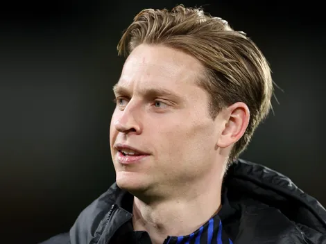 De Jong está sem agente e renovação está estagnada