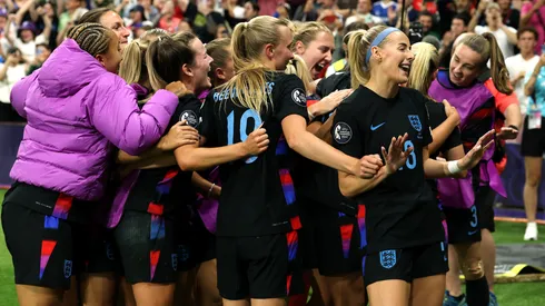 Inglaterra faz jogo de superação e vence a Itália de virada na semifinal da Eurocopa Feminina (Photo by Eddie Keogh/Getty Images)