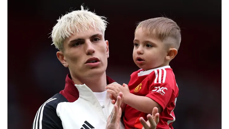 Garnacho se cansa de Ruben Amorim e impõe uma única condição para assinar com rival do Manchester United. (Photo by Alex Livesey/Getty Images)