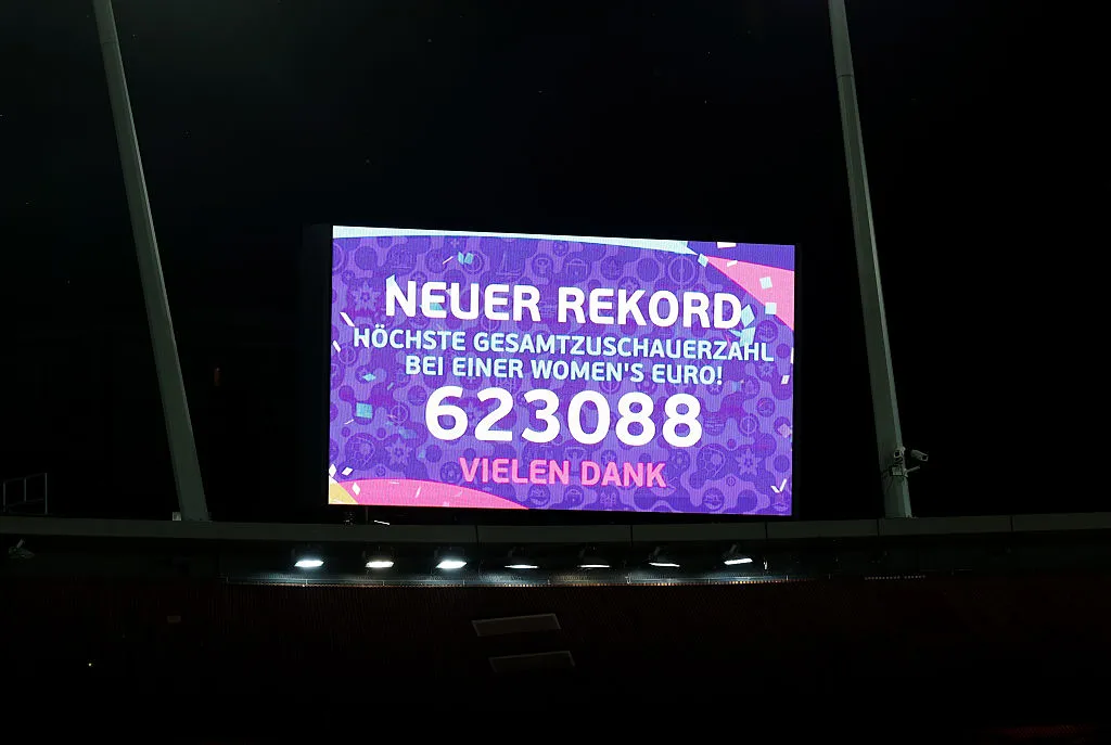 Eurocopa Feminina 2025 vem tendo quebra de vários recordes de público (Photo by Alexander Hassenstein/Getty Images)