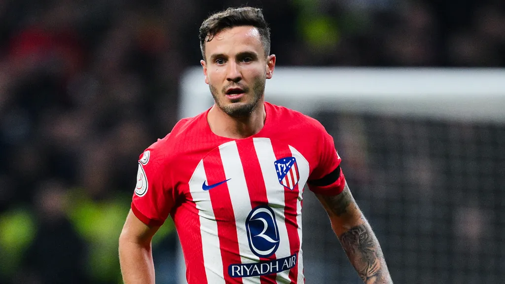 Saúl, novo reforço do Flamengo, em campo com o Atlético. Foto: David Ramos/Getty Images