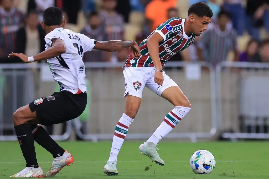 Riquelme em ação com o Fluminense (Photo by Buda Mendes/Getty Images)
